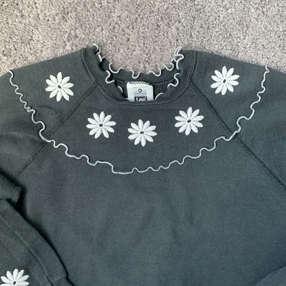 Vintage LEE Embroidered Sweatshirt X-Large - Picture 5 of 5